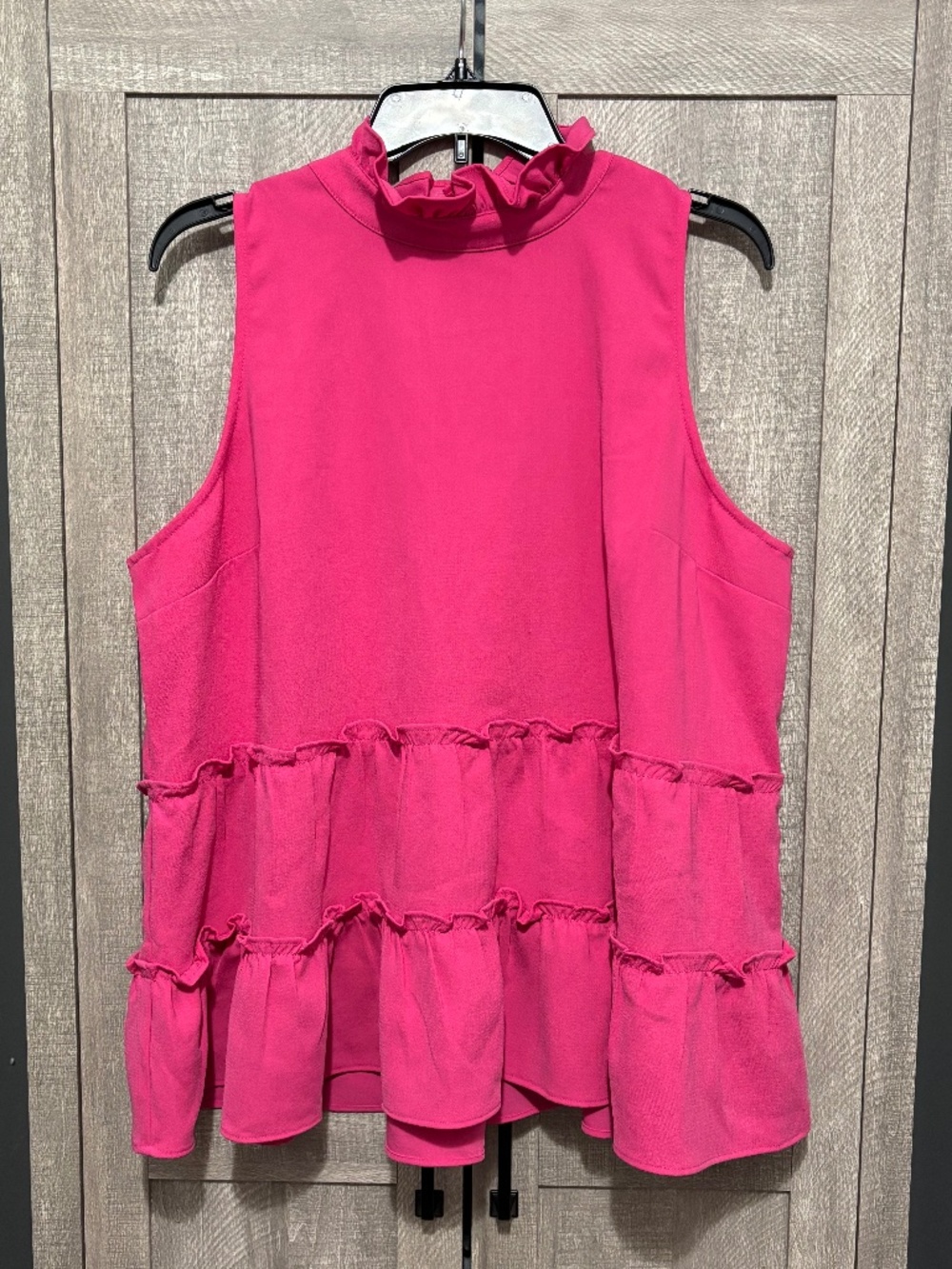 Crown and Ivy Ruffle Sleeveless Top XXL Pink (Crown & Ivy)